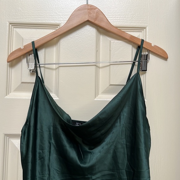 Cowl Neck Satin Cami Top Women’s US M Dark Green - Picture 2 of 5